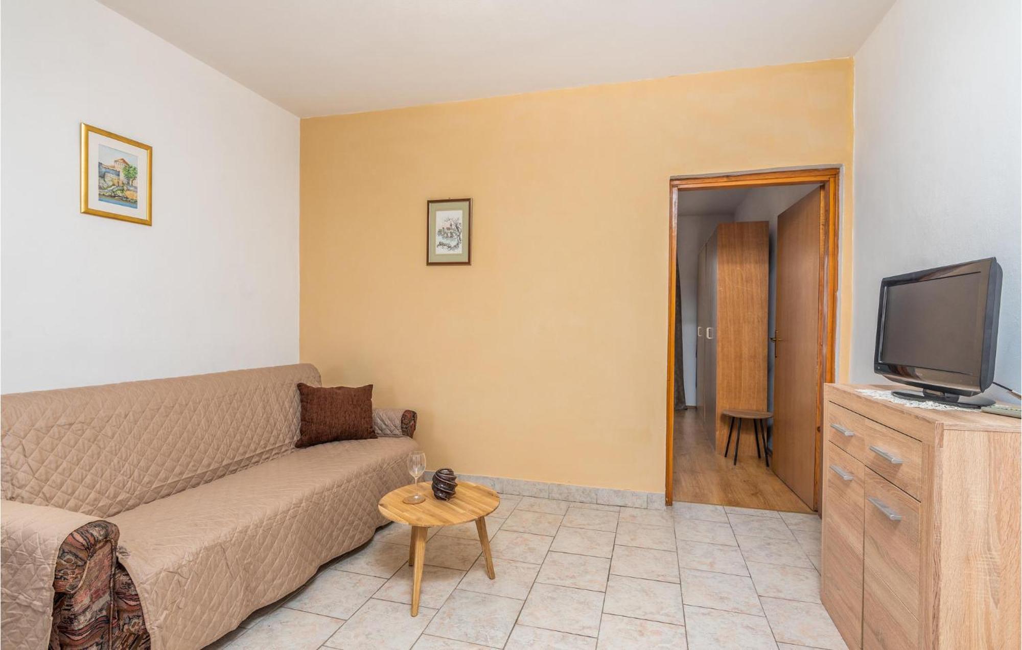 Gorgeous Apartment In Krk With Wifi Krk Town Exterior foto