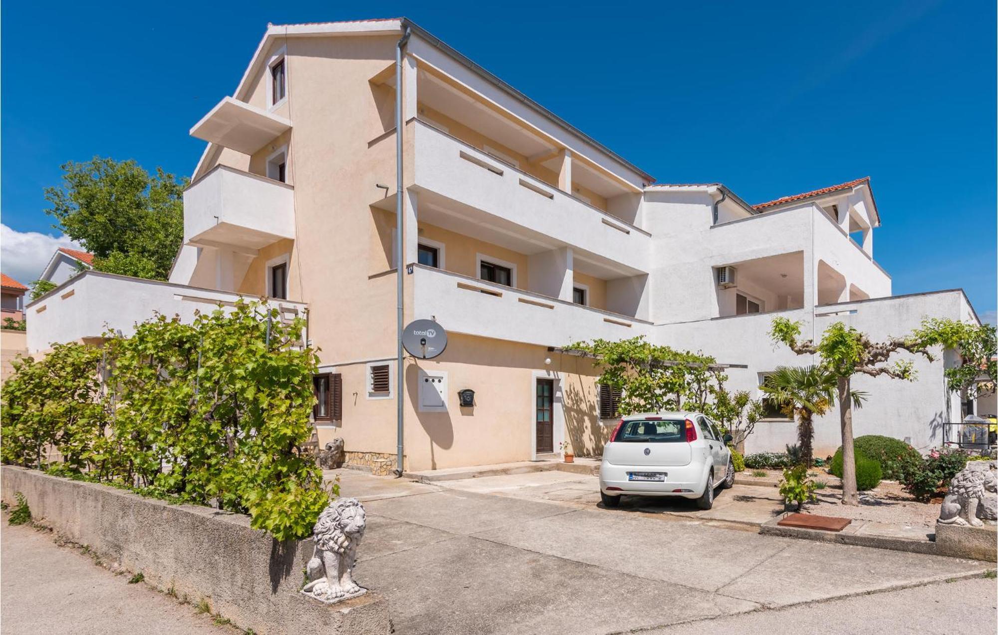 Gorgeous Apartment In Krk With Wifi Krk Town Exterior foto